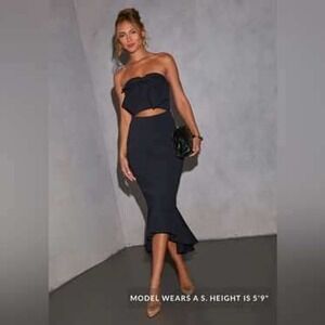 VICI Libby Navy Strapless Bow Front Mermaid Ruffle Hem Cut Out Midi Dress Medium